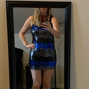 Robe à paillette en parfait état